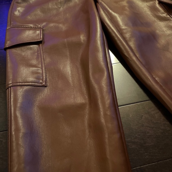 Aritzia Wilfred Pants size 10 Vegan Leather Brown High Rise Button Pockets - Picture 2 of 9